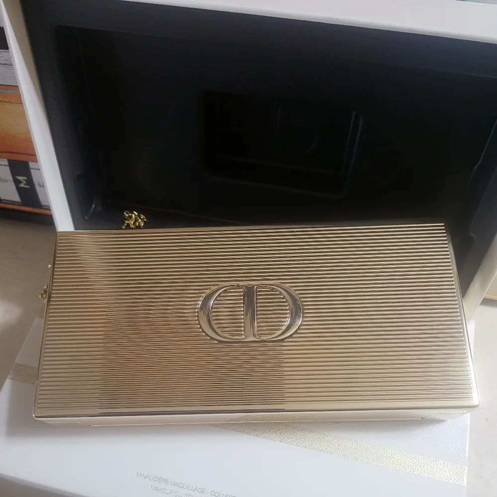 New Christian Dior Minaudiere Gold Clutch - Picture 2 of 9